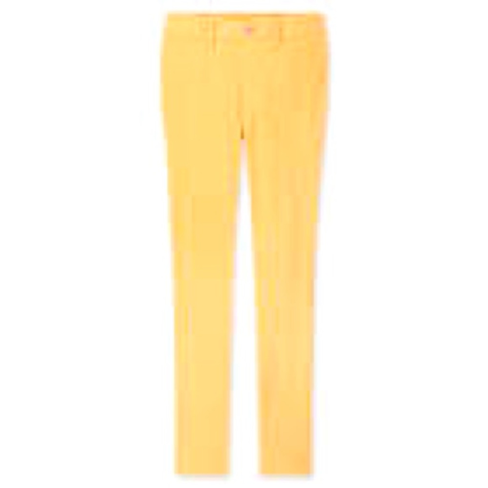 Uniqlo ultra stretch legging pants. Removed the tag but has never used